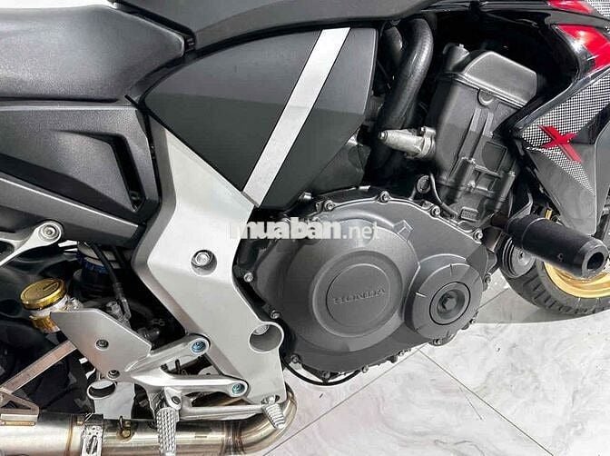 CB1000 abs