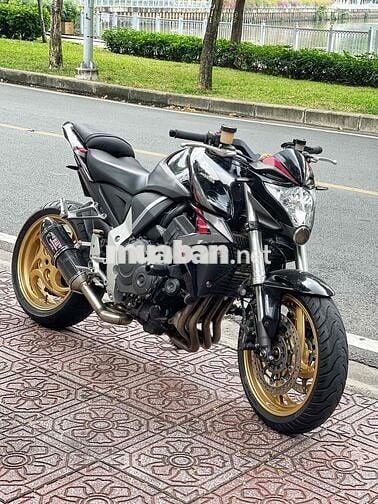 CB1000 abs