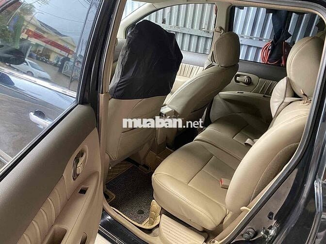 Nissan Grand livina 2010 1.8 AT - 100000 km