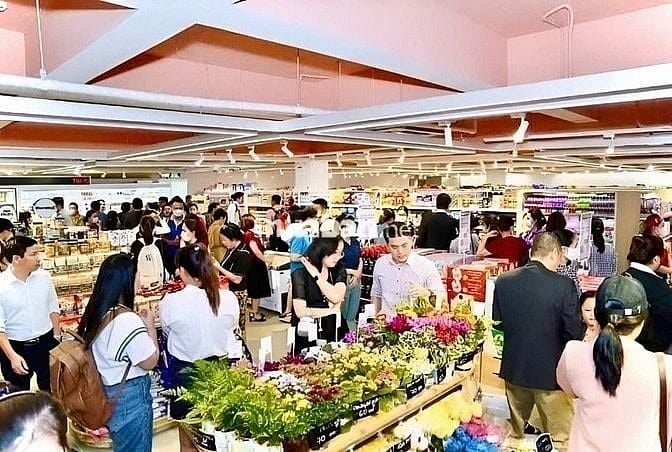  THÔNG BÁO: SIÊU THỊ CẦN TUYỂN NHÂN VIÊN GẤP ĐI LÀM NGAY