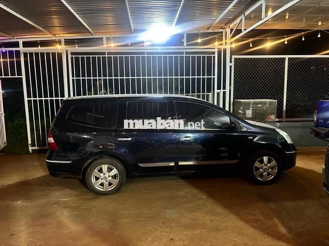 Nissan Grand livina 2010 1.8 AT - 100000 km