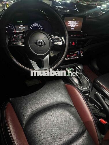 Kia Cerato 2019 2.0 AT Premium - 65000 km