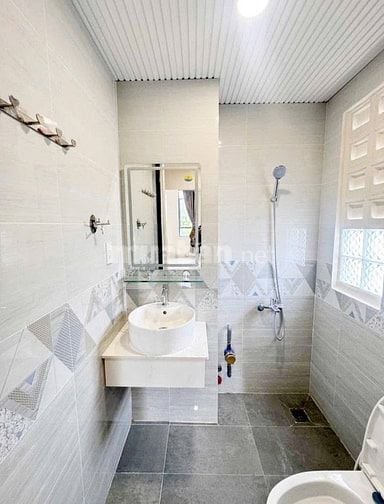 Cho thuê Nhà 2 tầng mới xây hẻm xe hơi Sinco, sát Aeon Bình Tân 