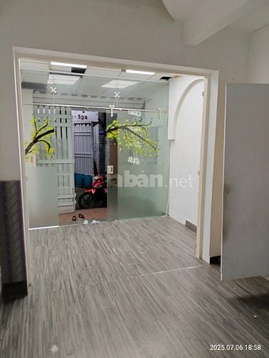 Cho thuê nhà nguyên căn Hẻm xe hơi 128/1 Bàn cờ P3Q3