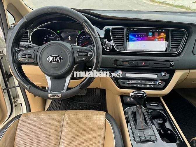 Kia Sedona xe gđ  cần bán xe thương gia có đỗi xe