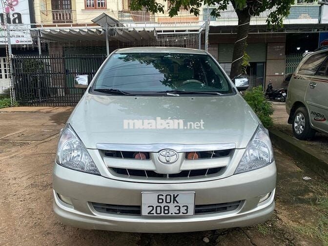 Toyota Innova 2006 G - 120000 km