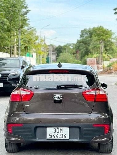 Kia Rio 2015 1.4 AT Hatchback - 95000 km