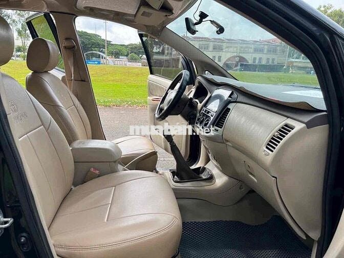 Toyota Innova 2007 G - 120000 km