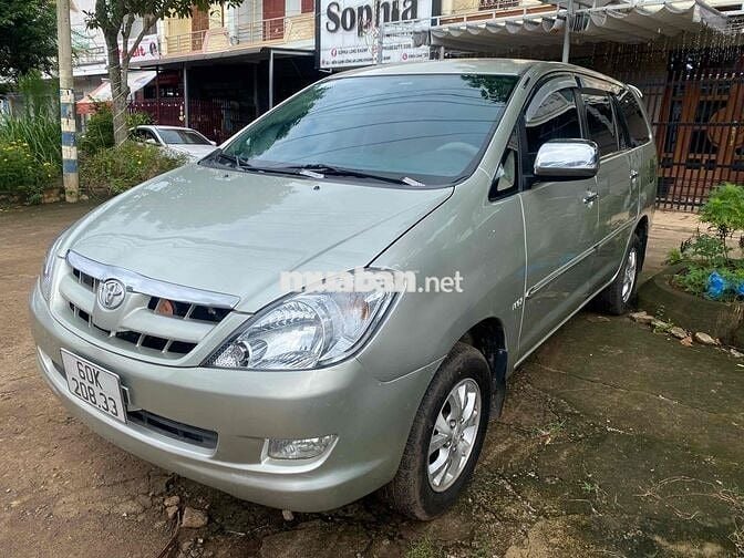 Toyota Innova 2006 G - 120000 km