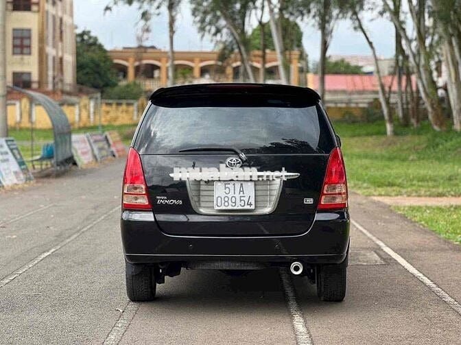 Toyota Innova 2007 G - 120000 km
