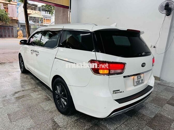 Kia Sedona xe gđ  cần bán xe thương gia có đỗi xe