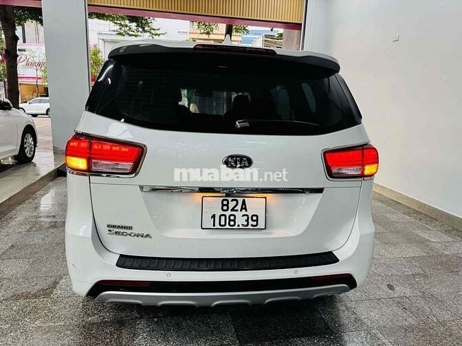 Kia Sedona xe gđ  cần bán xe thương gia có đỗi xe
