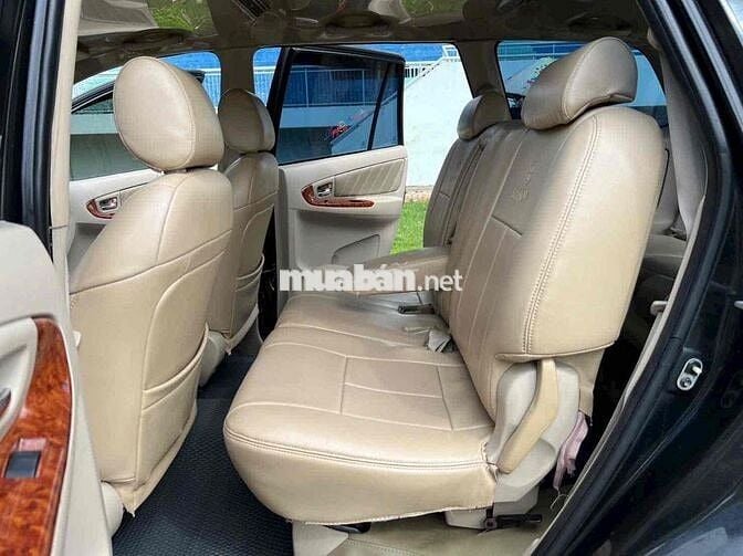 Toyota Innova 2007 G - 120000 km
