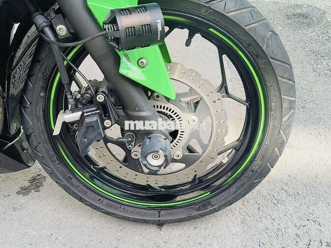 Kawasaki Ninja 300 2015 chính chủ siêu đẹp