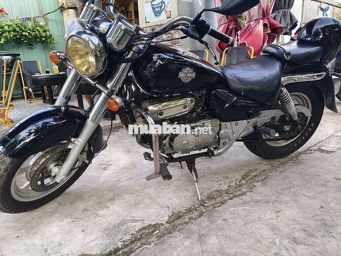 Hyosung 250 2 máy VTwin như Harley, Shadow