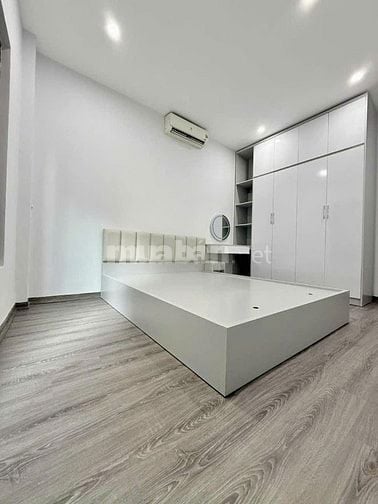 GIÁ RẺ HÀNG XÓM TIME CITY - QUẬN HAI BÀ TRƯNG - NGÕ 3 GÁC 5M RA MẶT 
