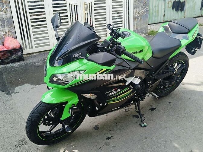 Kawasaki Ninja 300 2015 chính chủ siêu đẹp