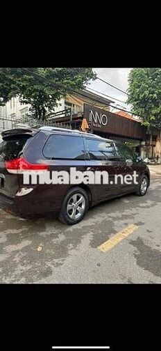Toyota Sienna LE 2010 - 92000 km
