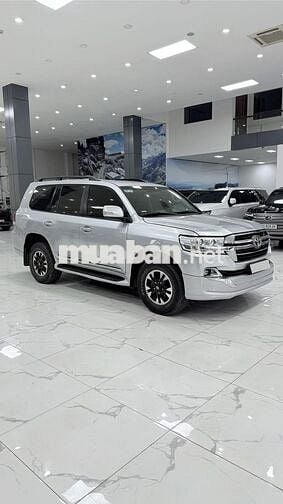 Bán Toyota Land Cruiser 4.6 V8, sản xuất 2015.
