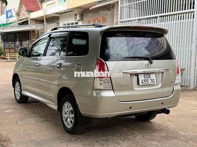 Toyota Innova 2007 G - 115000 km