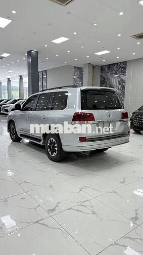 Bán Toyota Land Cruiser 4.6 V8, sản xuất 2015.