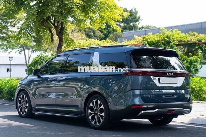 Kia Carnival Signature 2.2D 2023