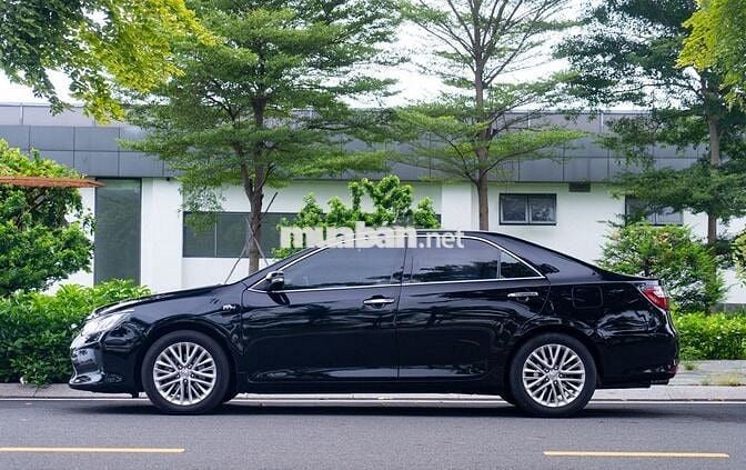 Toyota Camry 2.5Q 2015