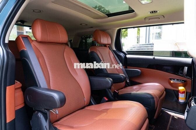 Kia Carnival Signature 2.2D 2023