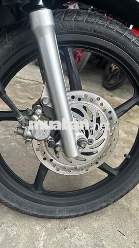 Future fi 2013 đỏ đen 79626 ( hỗ trợ góp )