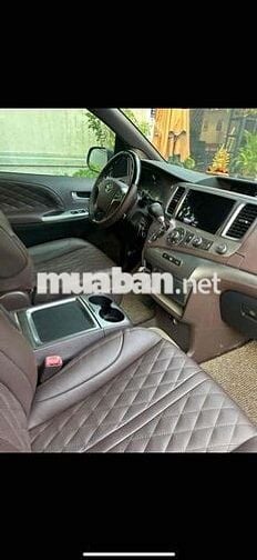 Toyota Sienna LE 2010 - 92000 km