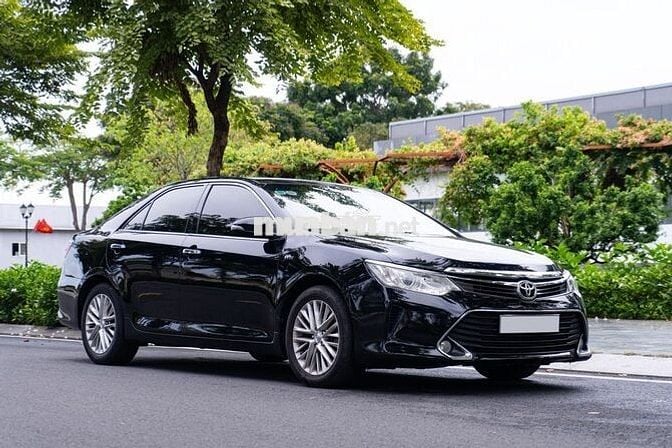 Toyota Camry 2.5Q 2015