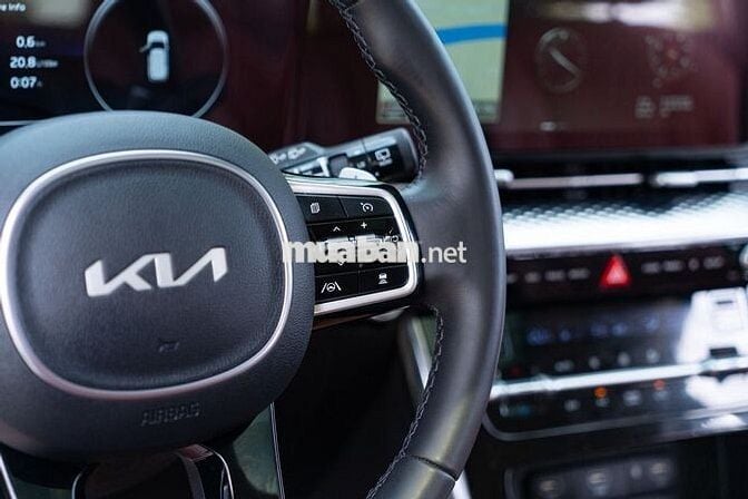 Kia Carnival Signature 2.2D 2023