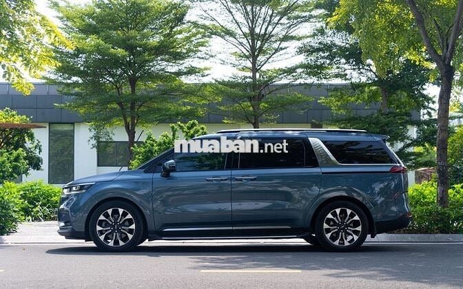 Kia Carnival Signature 2.2D 2023