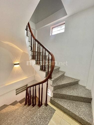 Nhà Dân Đẹp Full Nội Thất, 30m Ra Mặt Phố, Giá Yêu Thương