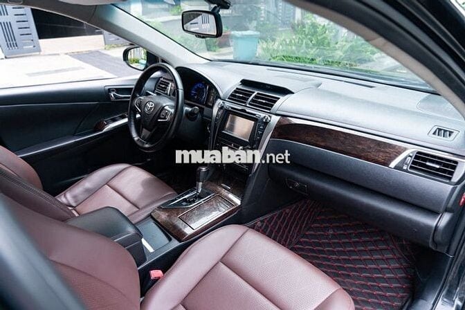 Toyota Camry 2.5Q 2015