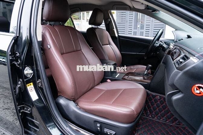 Toyota Camry 2.5Q 2015