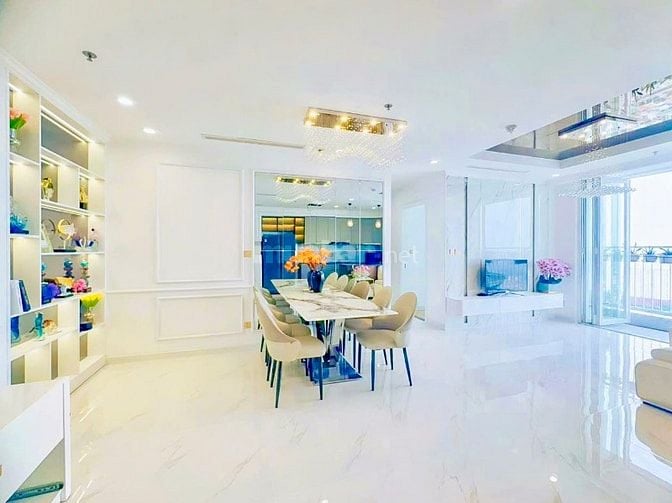 Bán Căn hộ tại Vinhomes Central Park gồm 3 phòng ngủ diện tích 109m2
