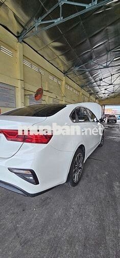 Kia Cerato 2019 1.6 MT - 210000 km