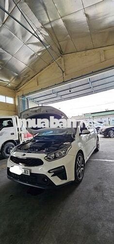 Kia Cerato 2019 1.6 MT - 210000 km