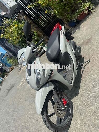 xe honda  vién 2025 màu xam xi măng mới ken  99%
