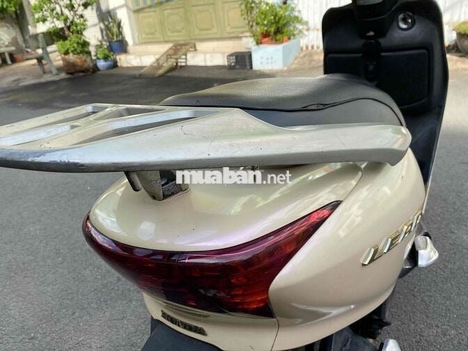 Honda Lead 2011 bstp máy rin chưa rớt