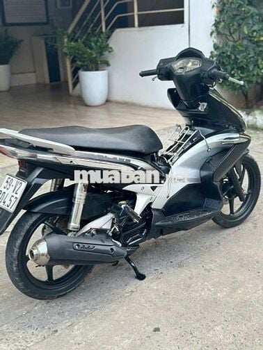 Honda Air Blade Fi phun xăng điện tử đẹp Long lanh