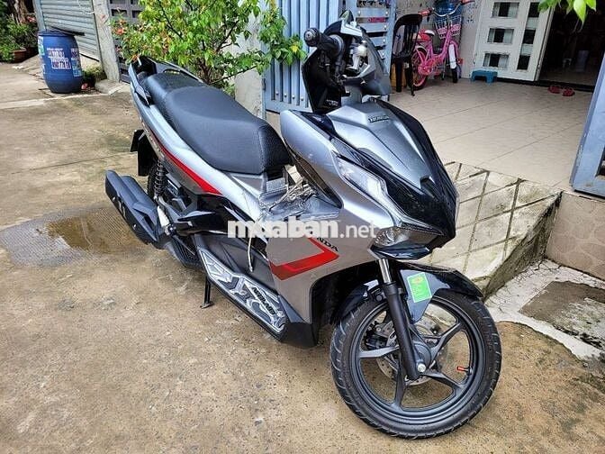 Xe Airblade 125 đời 2021, Máy cực êm, Xe Trùm Mền