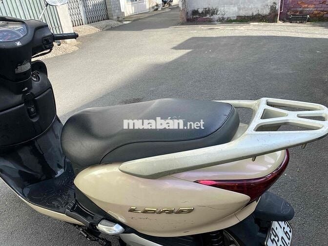 Honda Lead 2011 bstp máy rin chưa rớt