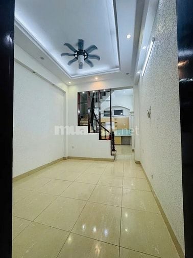 Chính chủ cần gấp nhà 5tầng trung tâm quận Thanh Xuân,gia nhỉnh 10tỷ