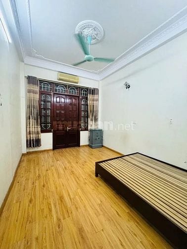 Chính chủ cần gấp nhà 5tầng trung tâm quận Thanh Xuân,gia nhỉnh 10tỷ