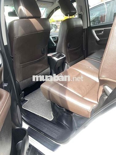 Toyota Fortuner 2019, máy xăng, 1 cầu, SRD