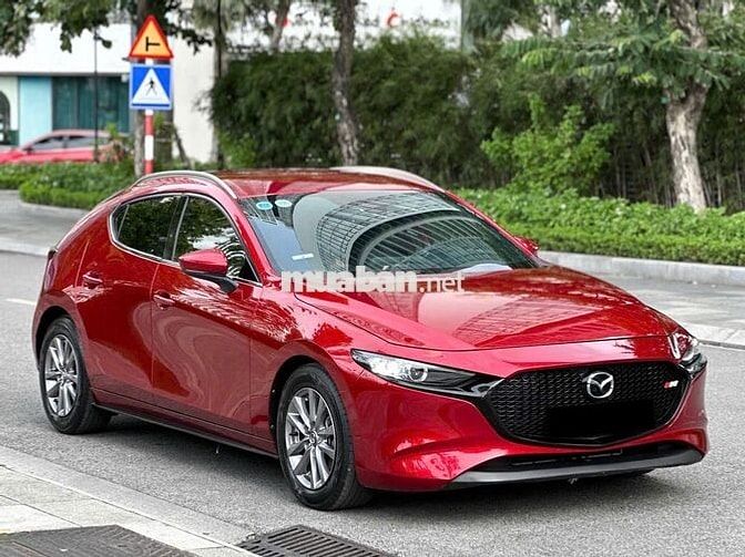 Mazda 3 sport luxury