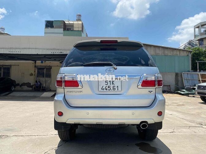 Toyota Fortuner 2009 2.7V AT