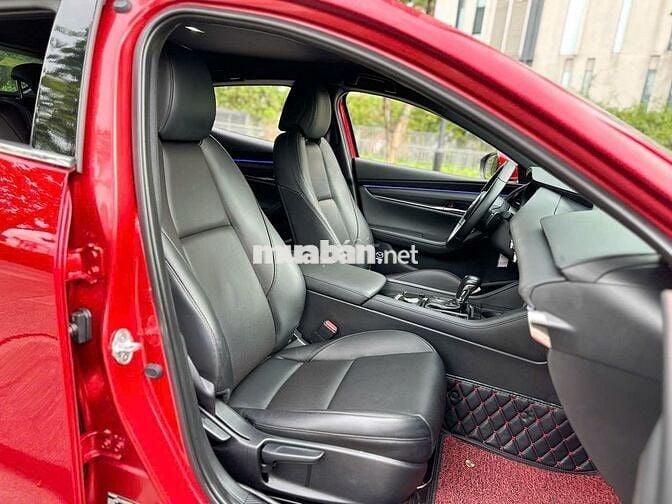 Mazda 3 sport luxury